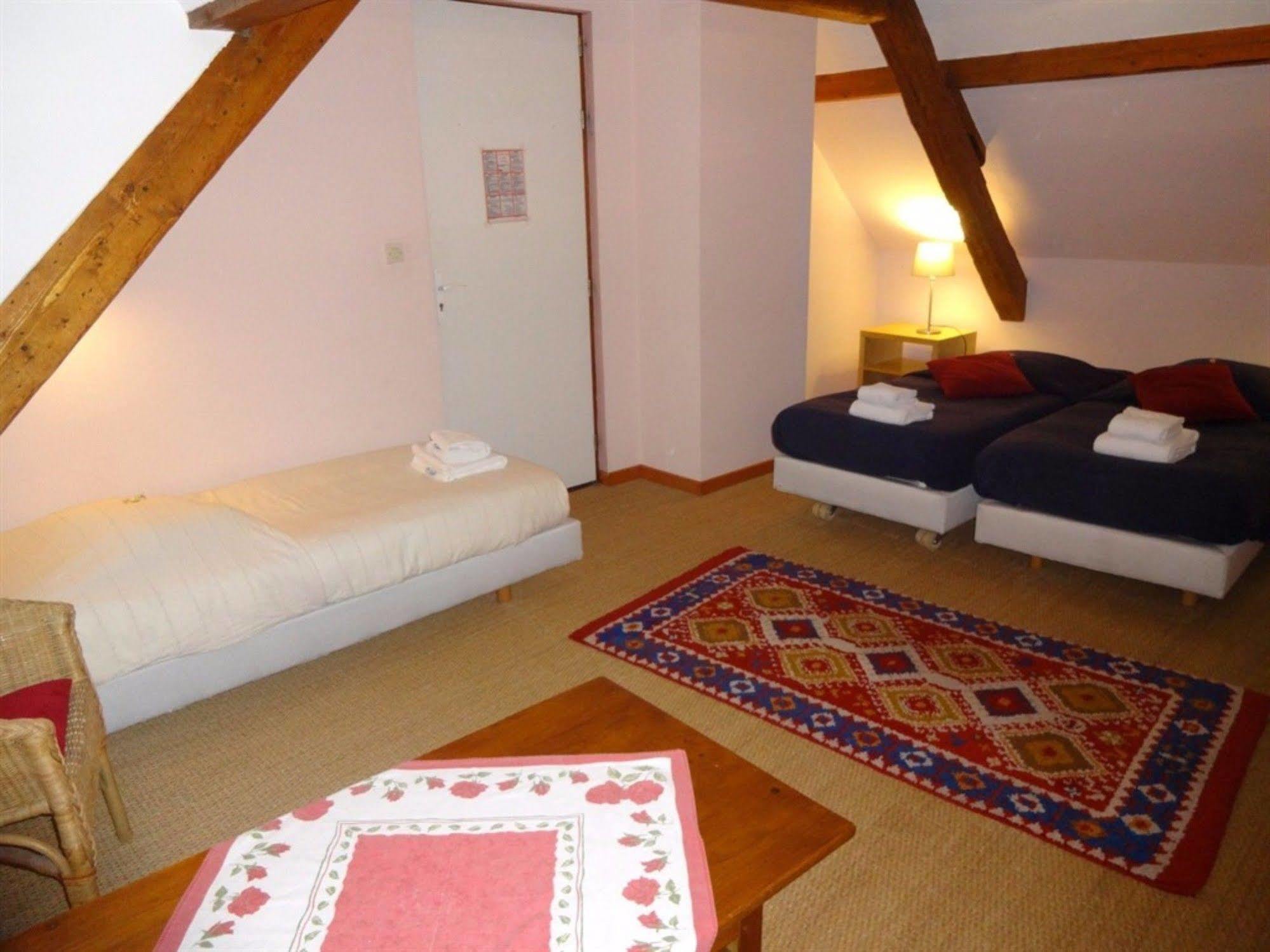 Auberge D'Hotes L'Instant ル・ホーヴァルト エクステリア 写真